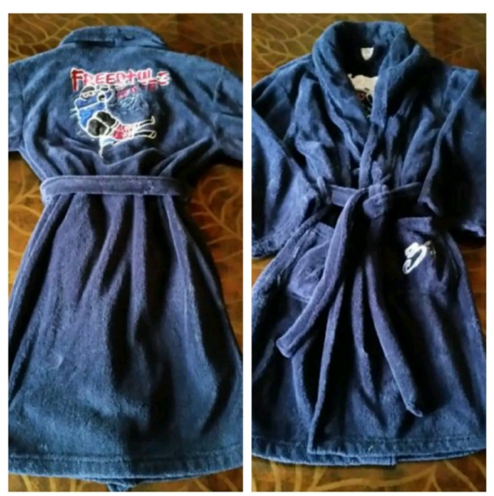 Y2K Canyon River Blues Navy Blue Fleece Robe 'Freestyle Skiing Skier 37'